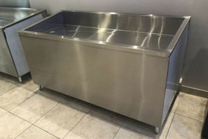 fish-table